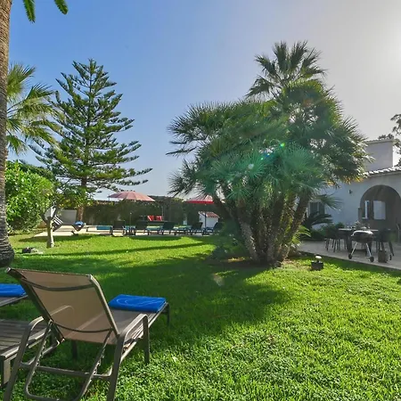 Marinas 8 By Aguilarent